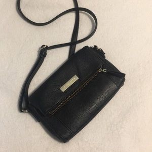 Black Liz Claiborne cross body purse